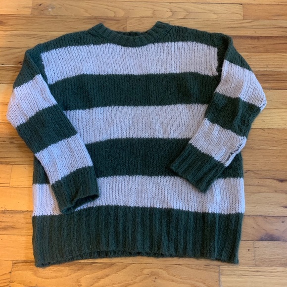 American Eagle Striped Sweater - Picture 1 of 2